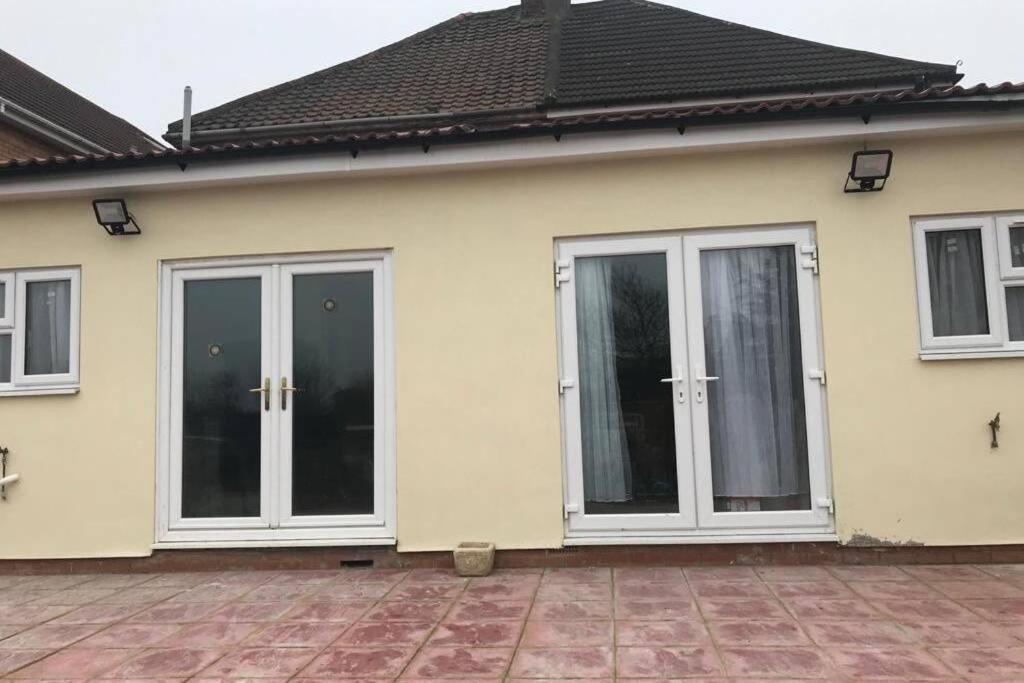 The Dartford Five Bedrooms Attractive House Dış mekan fotoğraf