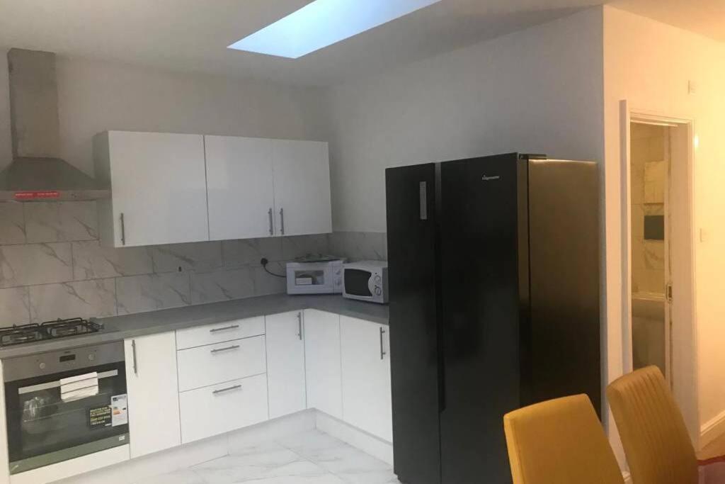 The Dartford Five Bedrooms Attractive House Dış mekan fotoğraf