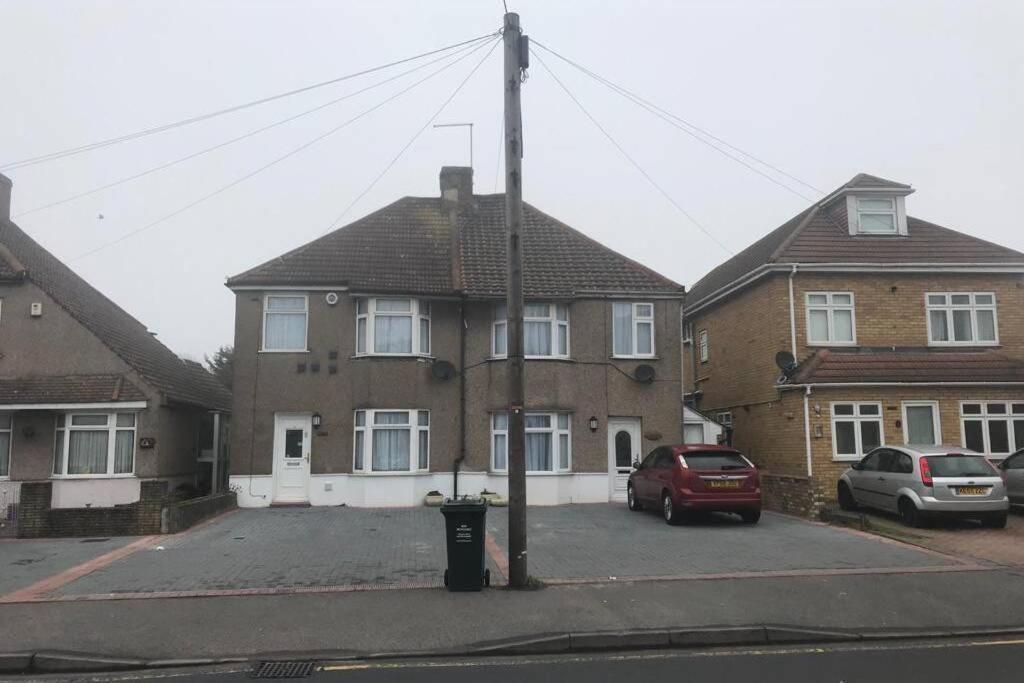 The Dartford Five Bedrooms Attractive House Dış mekan fotoğraf